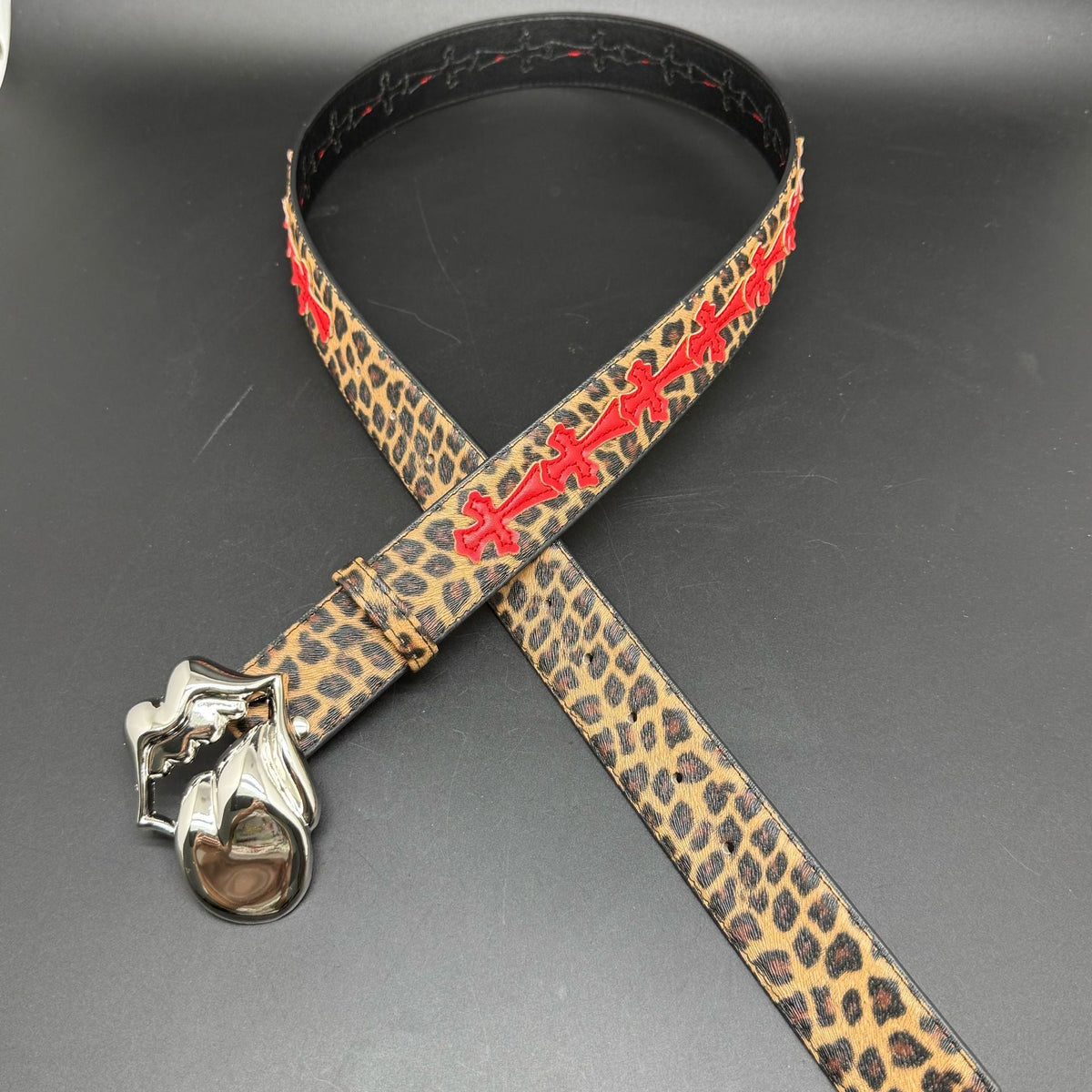 Chrome Hearts Cross-Motif Classic Leather Belt