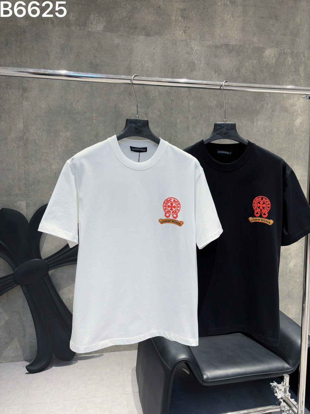 Chrome Hearts 3 Horseshoe Sanskrit Embroidered T-Shirt