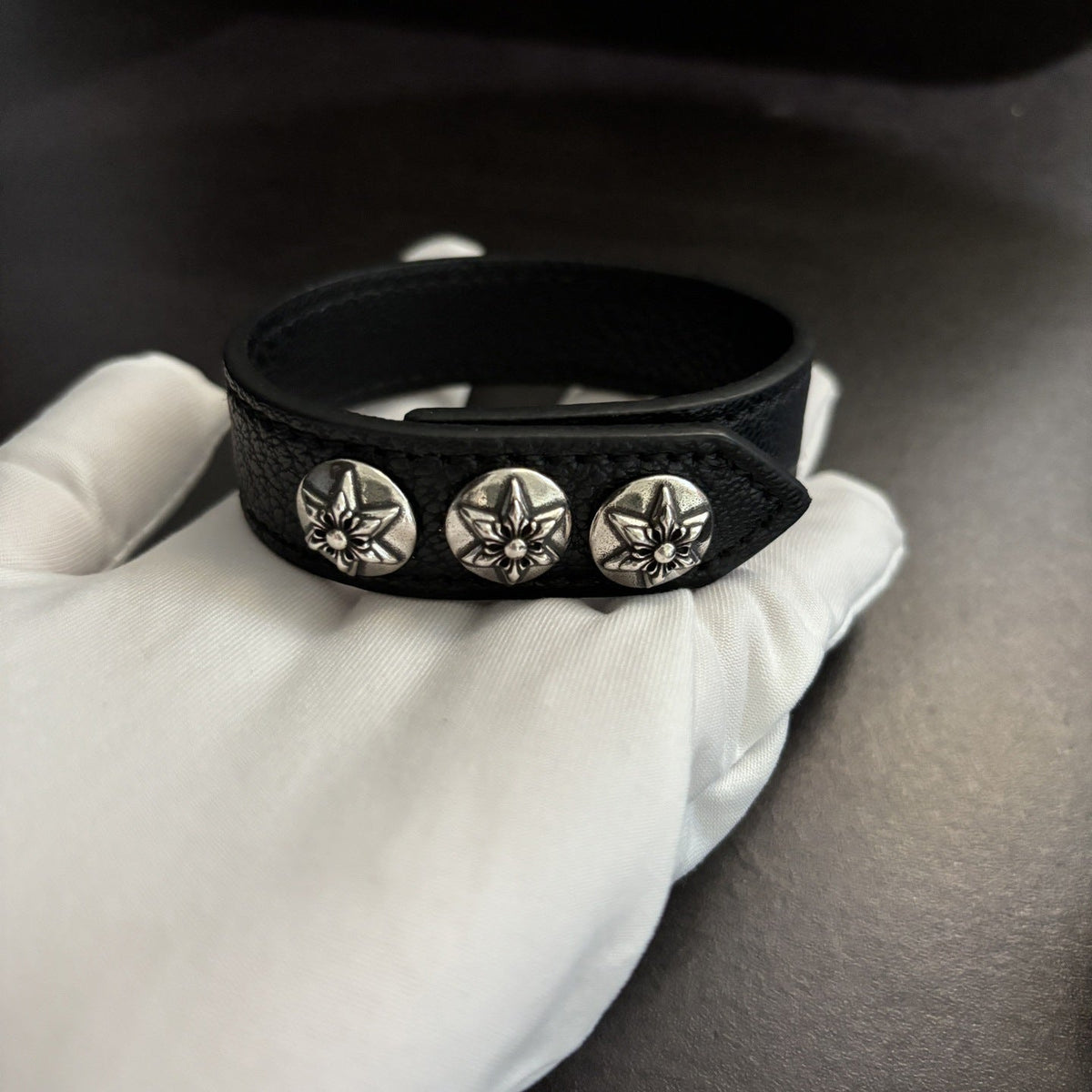 Chrome Hearts Cross-shaped anchor hexagram leather bracelet